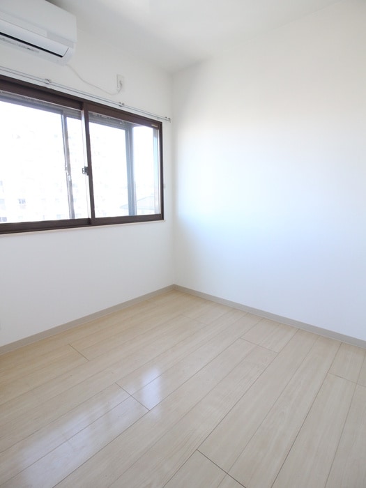 居室 ファミ－ル鈴木