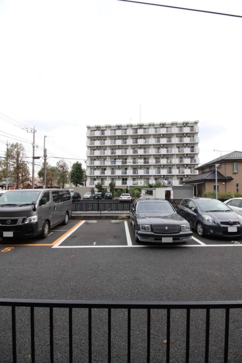 室内からの展望 ファミ－ル鈴木