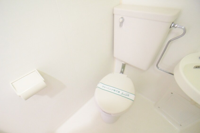 トイレ テック原ビル