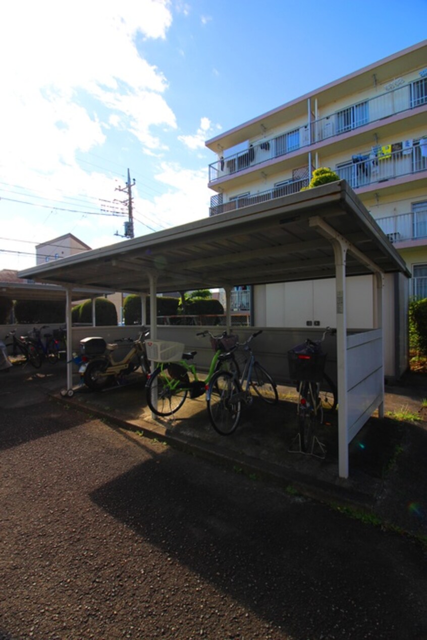 駐輪場 町田コープタウン１１号棟