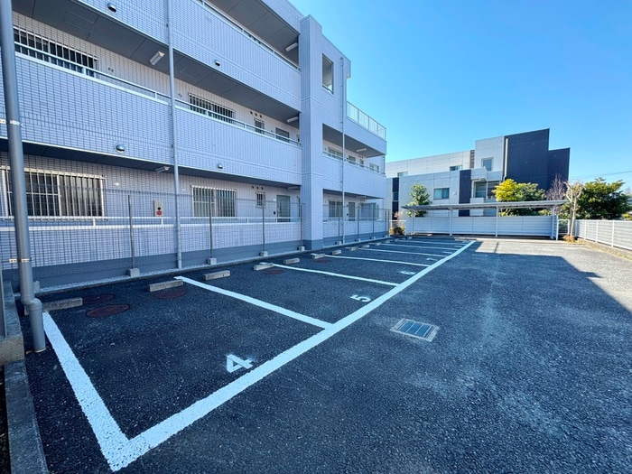 駐車場 プライムガーデン湘南藤沢