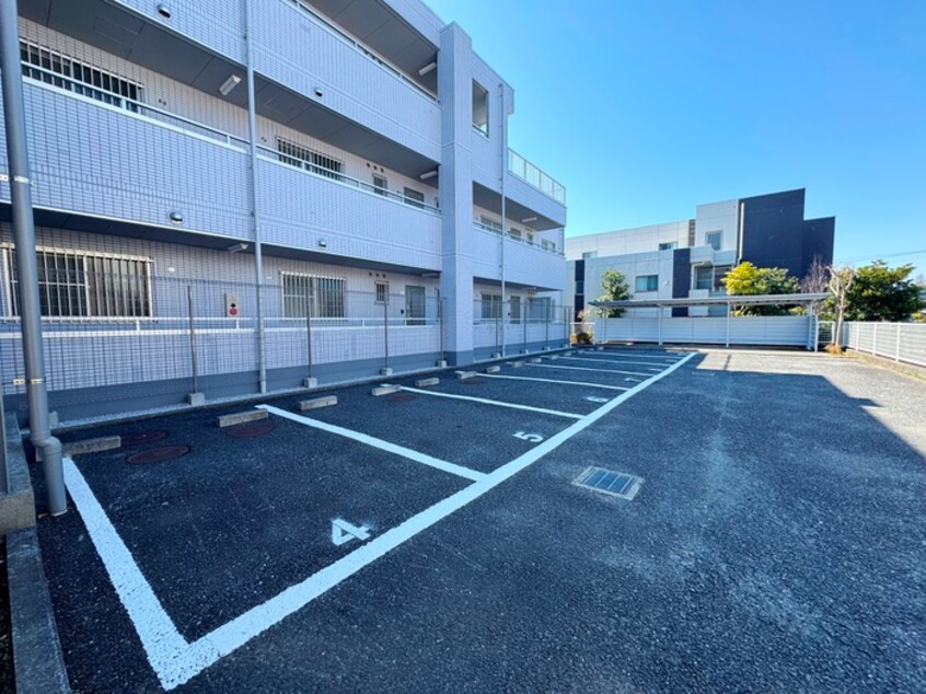 駐車場 プライムガーデン湘南藤沢