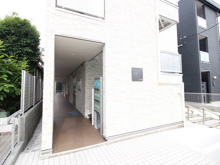 エントランス部分 リブリ・上つるま