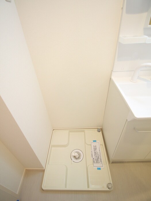 洗濯機置場 リブリ・上つるま