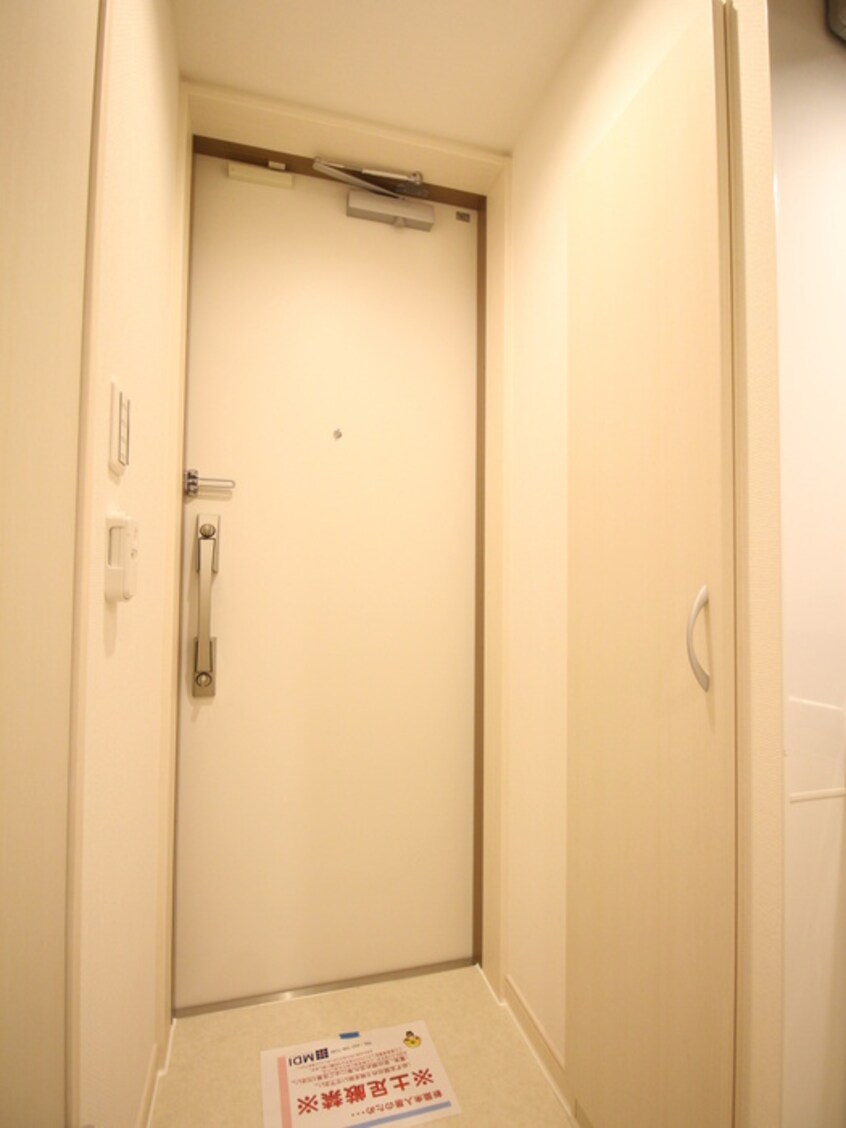 玄関 リブリ・上つるま