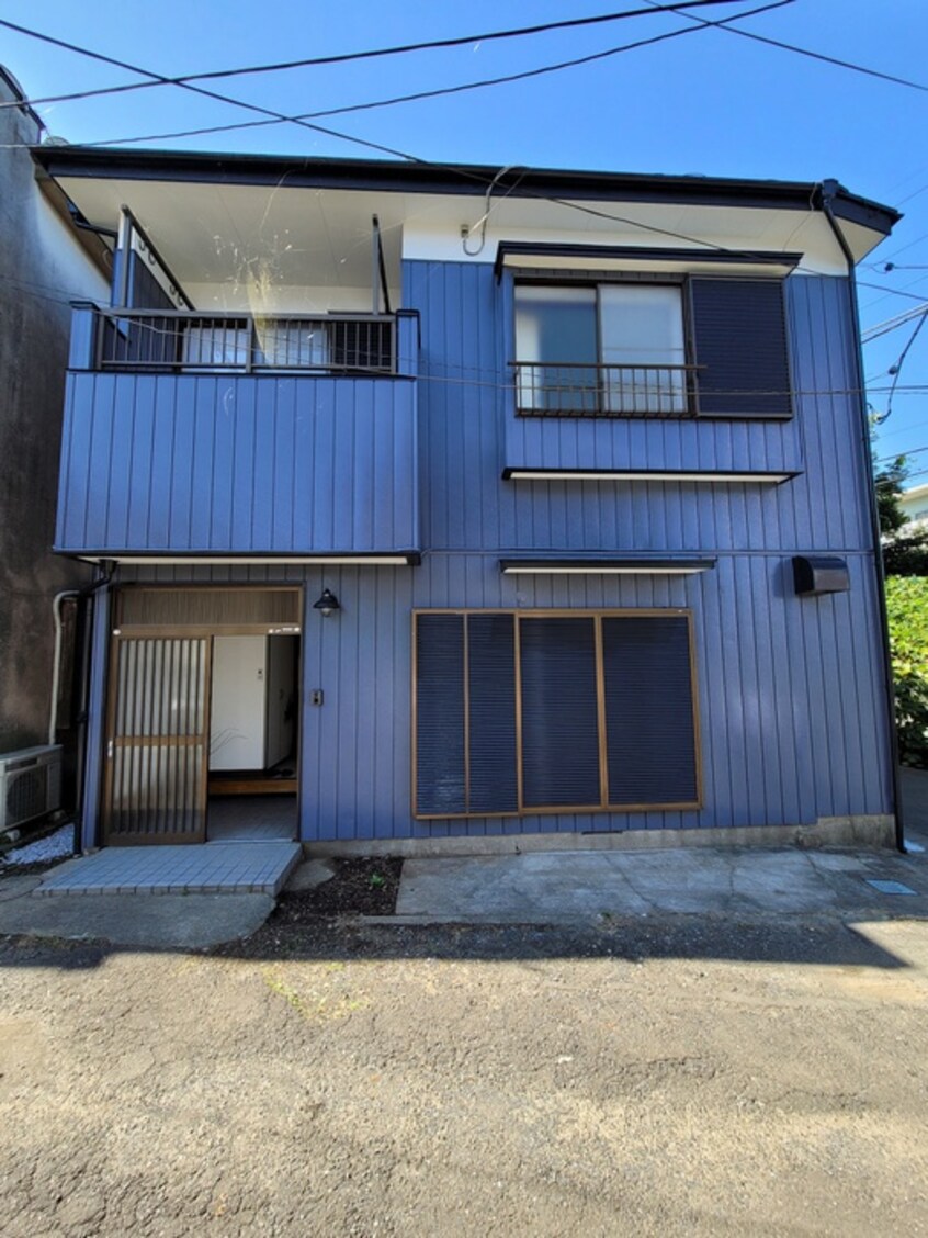 エントランス部分 CROSS HOUSE　清瀬中里