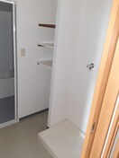 洗濯機置場 フォレストコート