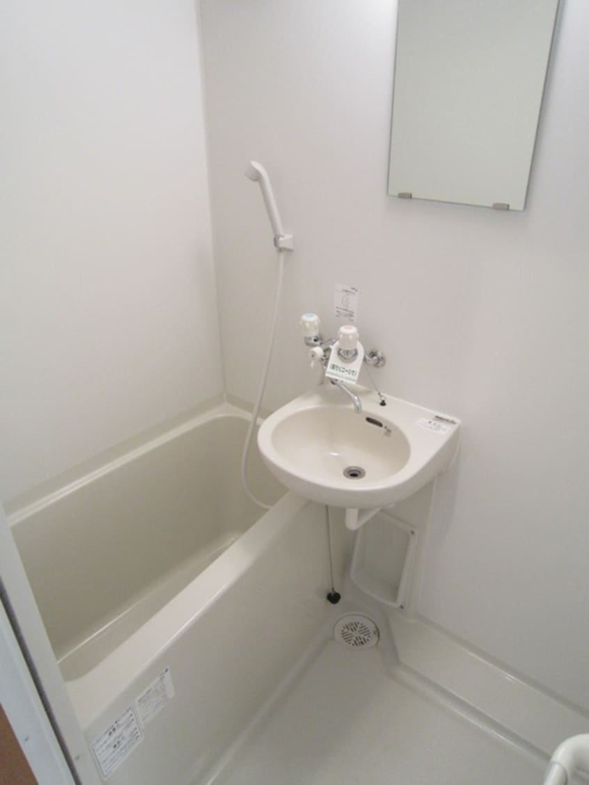 バス／シャワールーム等 シャトル聖調布