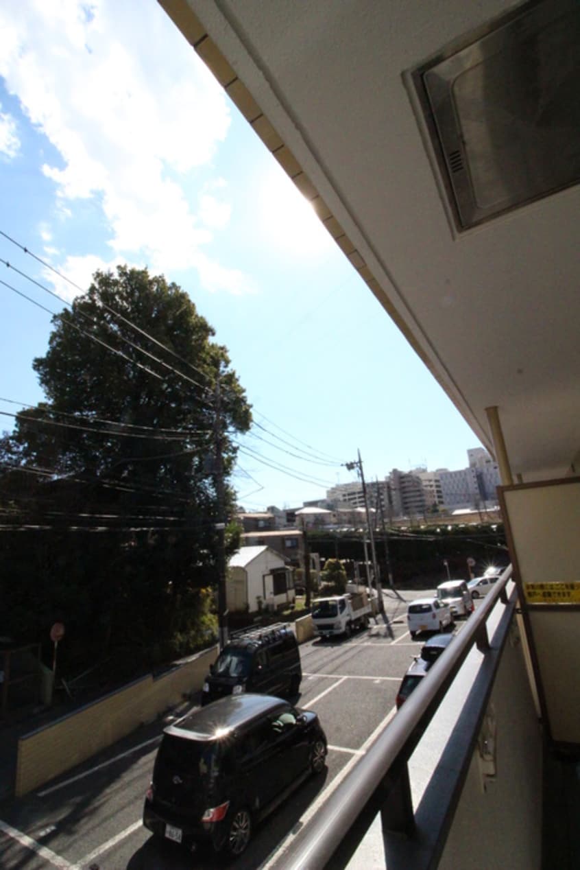 室内からの展望 アノンテラス新百合ヶ丘