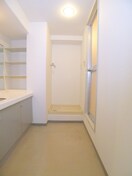 洗濯機置場 サンパセオ新柏E号棟（806）