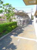 駐輪場 フラワーレジデンスⅡ