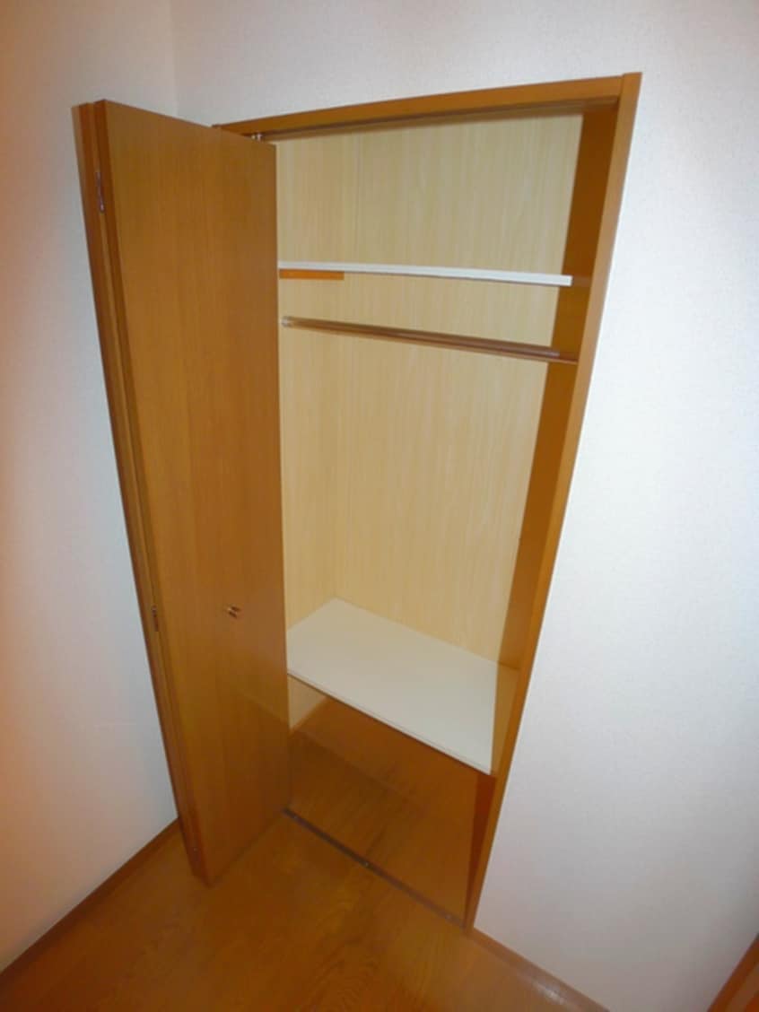 収納 フラワーレジデンスⅡ