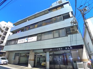 ＭＩＹＡＭＡ（深山）ビル