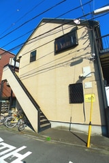 フェリース