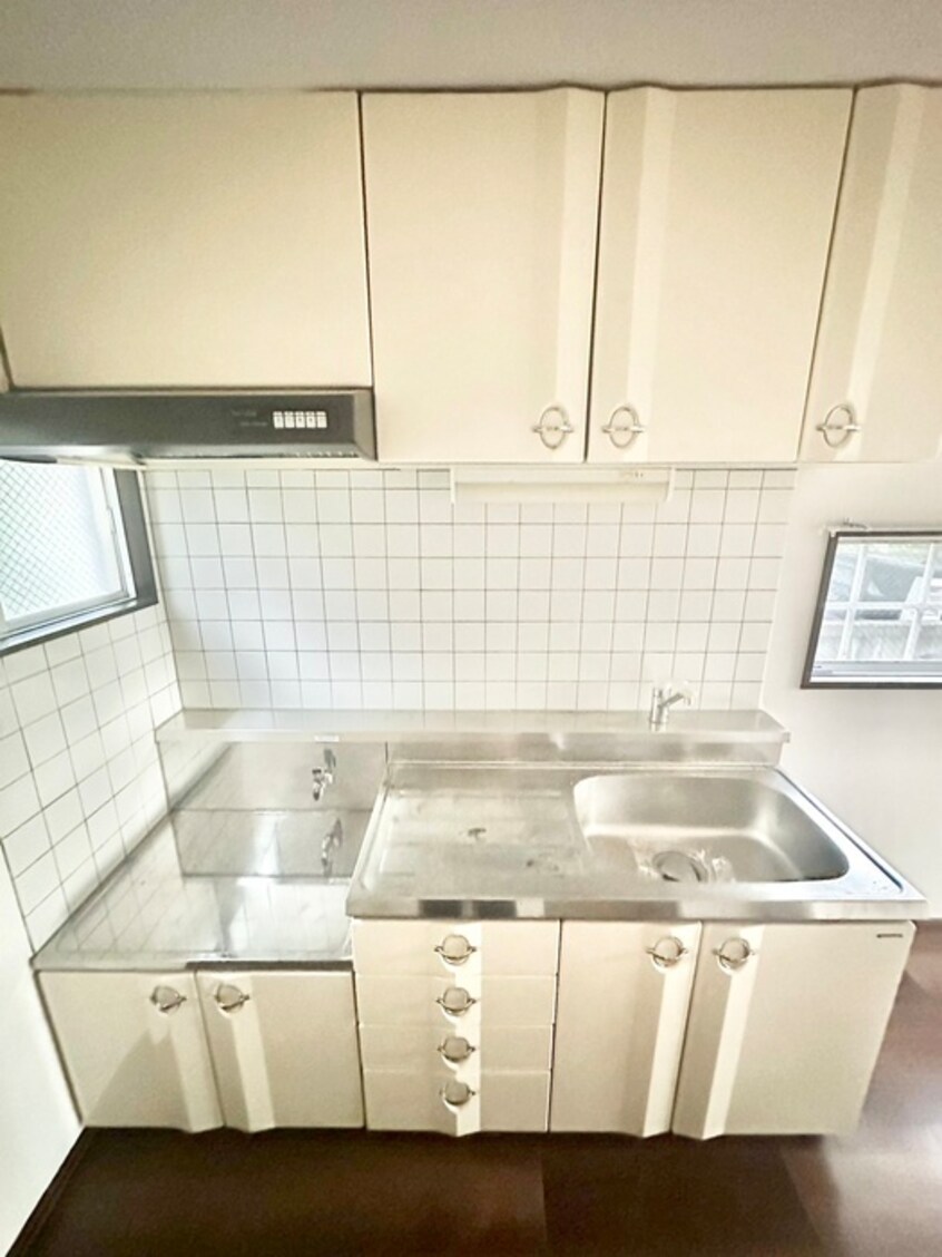 キッチン メゾン堀之内B