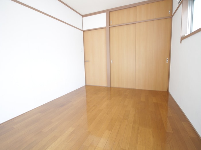 居室 つるコーポ