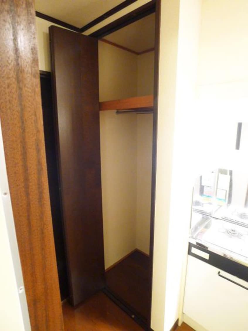 収納 モ－タ－ハウスオカモト