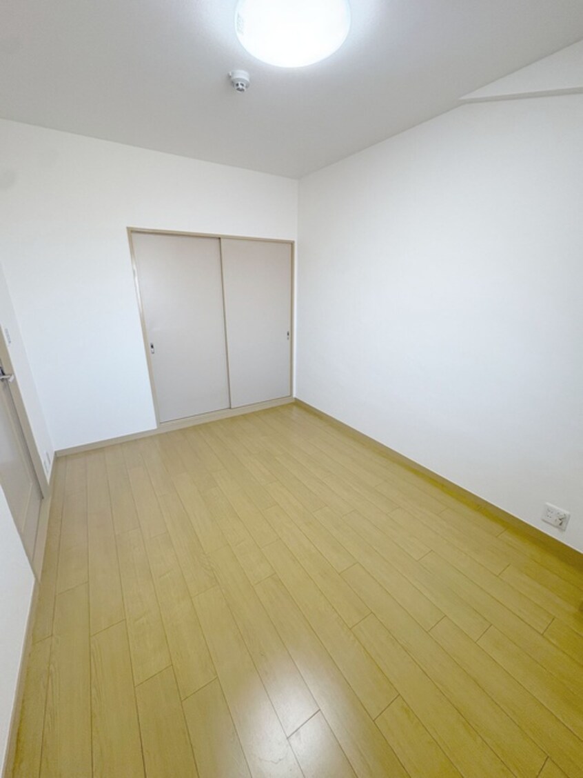 居室 エクレール東川口（707）