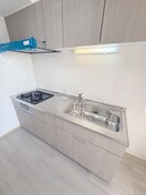 キッチン エクレール東川口（707）