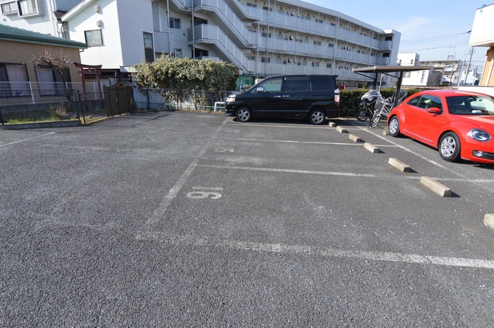 駐車場 ツインハイツB棟