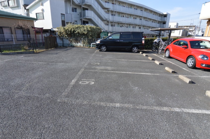 駐車場 ツインハイツB棟