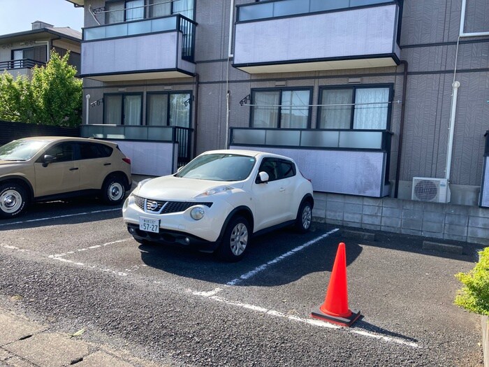 駐車場 サンリヴェ－ル