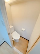 トイレ ドゥエル聖蹟