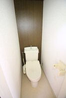 トイレ エバーグリーン白楽