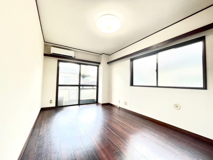 居室 ザ・ゴ－ルデンラビット