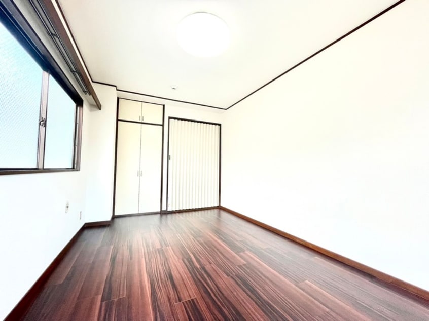 居室 ザ・ゴ－ルデンラビット