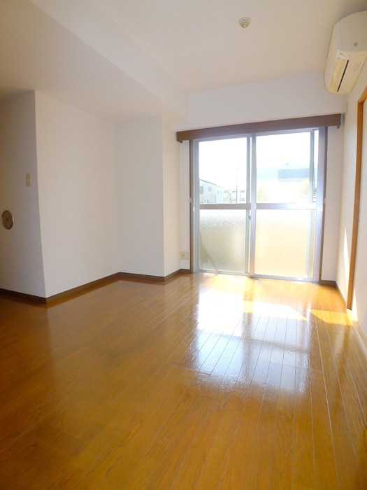 室内からの展望 コ－トエスタ