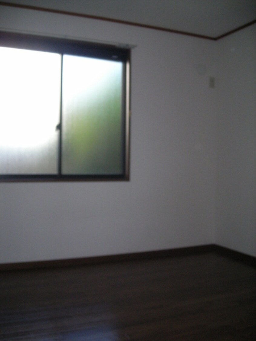 居室 シャトレ－トミ－