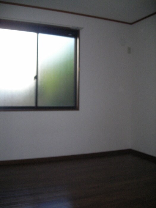 居室 シャトレ－トミ－