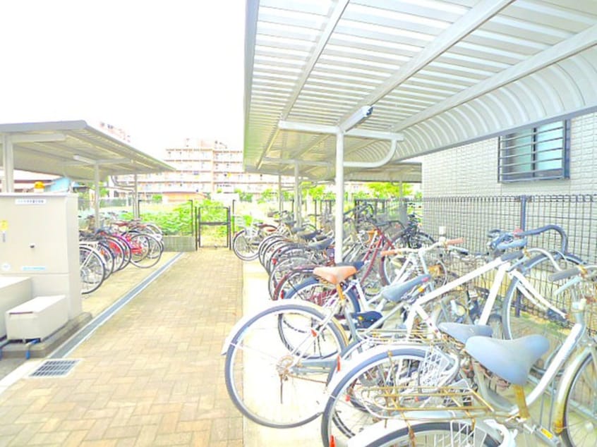 駐輪場 キャロルステ－ジＩＳＨＩＩ