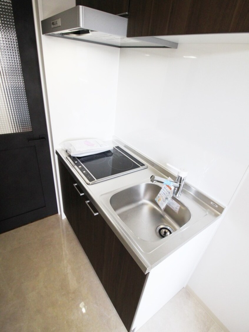 キッチン ＣＲＥＳＴ