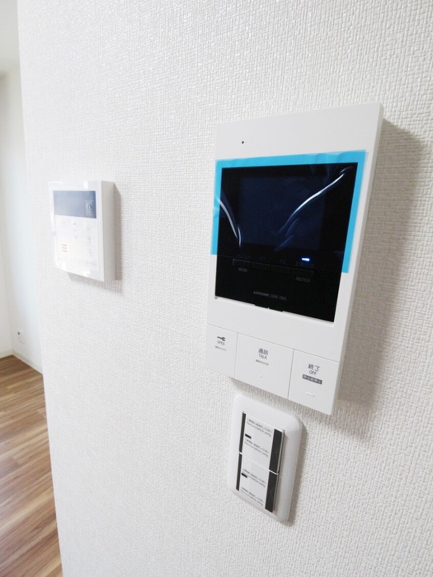 内観写真 ＣＲＥＳＴ