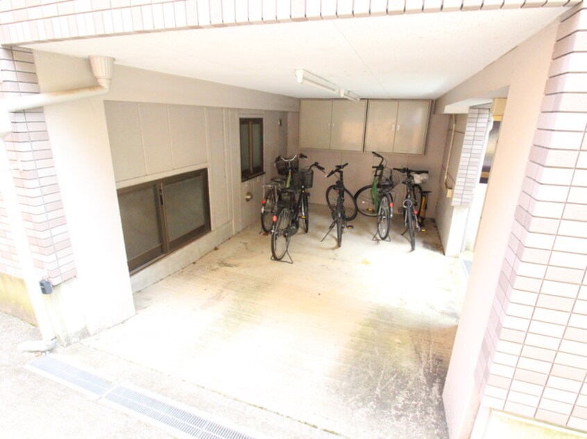 駐輪場 桜台サチパレス