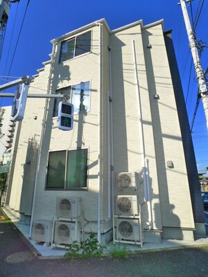Studio9