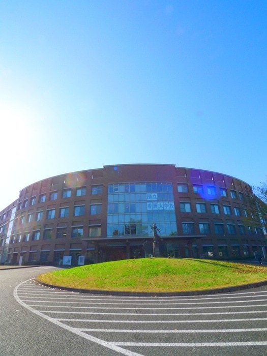 国立看護大学校(大学/短大/専門学校)まで480m コンフォルタ清瀬