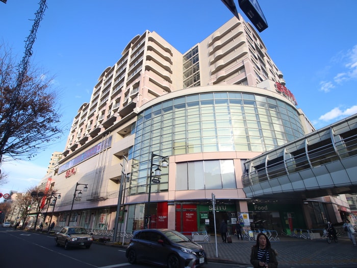 西友(デパート)まで600m コンフォルタ清瀬