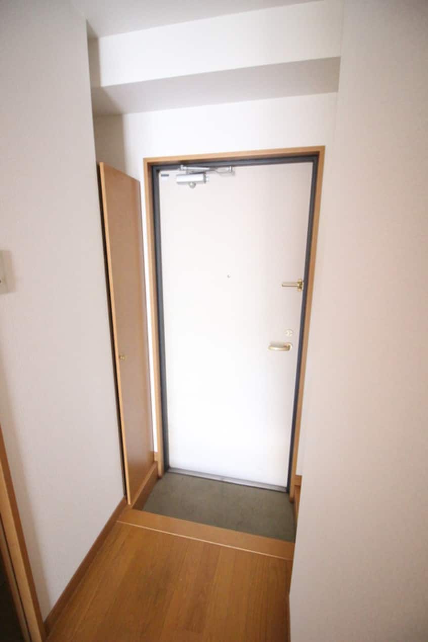 玄関 工藤ビル