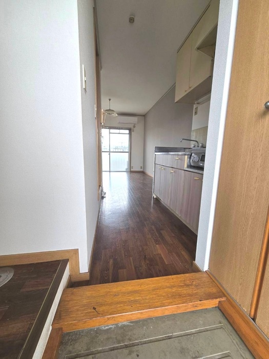 廊下 エステ－トロイヤル