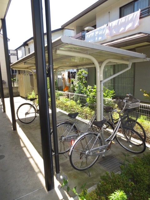 駐輪場 シ－サ－
