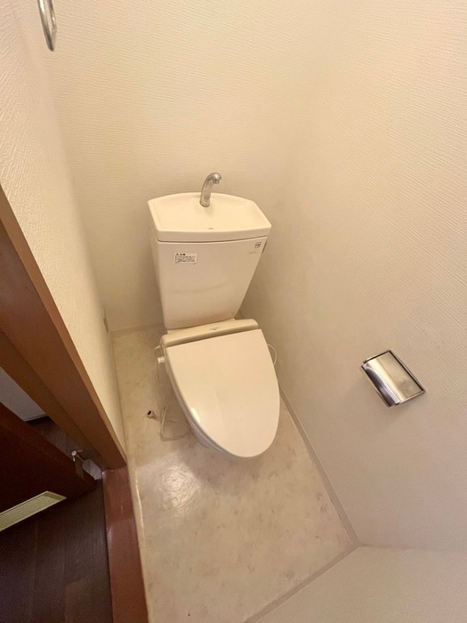 トイレ ｾﾌﾞﾝｽﾀｰﾏﾝｼｮﾝ川崎大師(813)