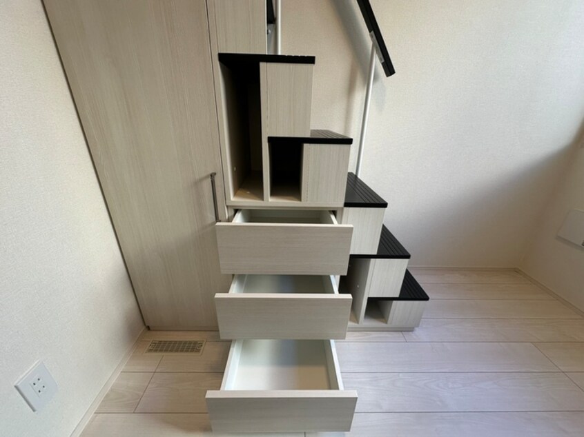 収納 エスペランサ平井