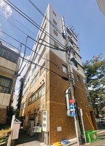 インテックスビル