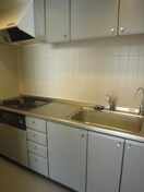 キッチン ＬＡＮＡＩ　ＣＯＵＲＴ２５