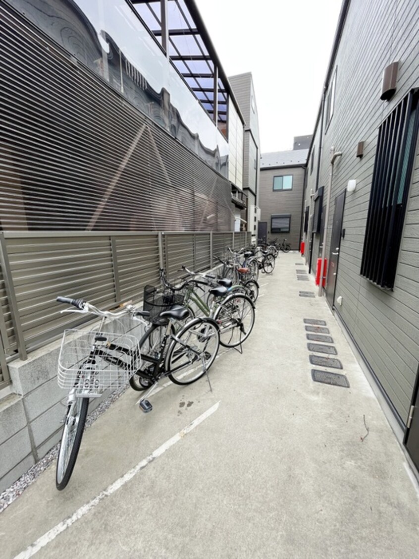 駐輪場 サクラヒルズ