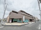 東川口ガーデンプラザ参番館の外観