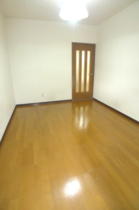 居室 フォ－シ－ズン